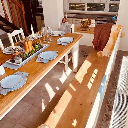 Holiday home Vararok Vendeghaz -